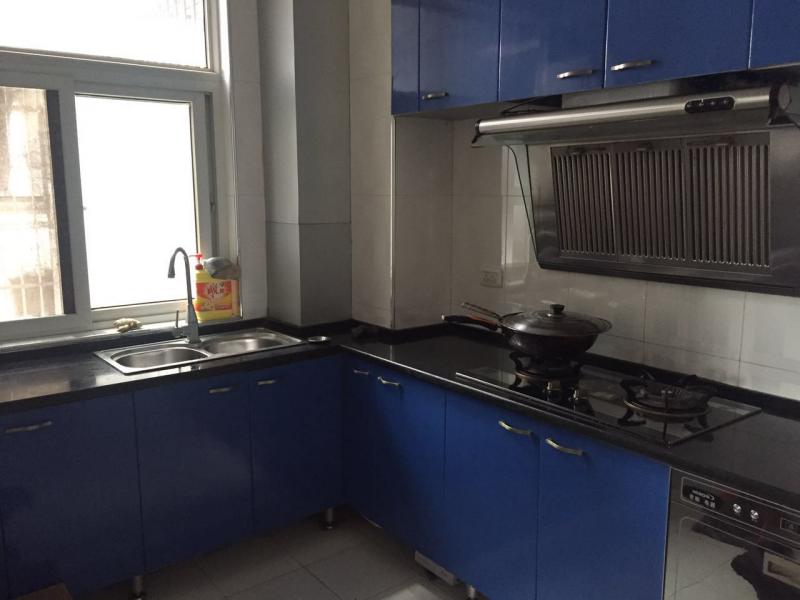 ----孝柴小區(qū)電梯樓10樓2室2廳90平精裝43萬--