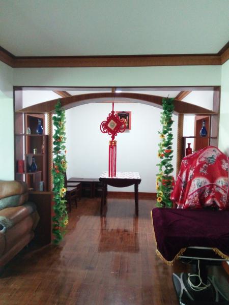 -園林路交匯處4樓單位好房141平3室精裝低價急售-