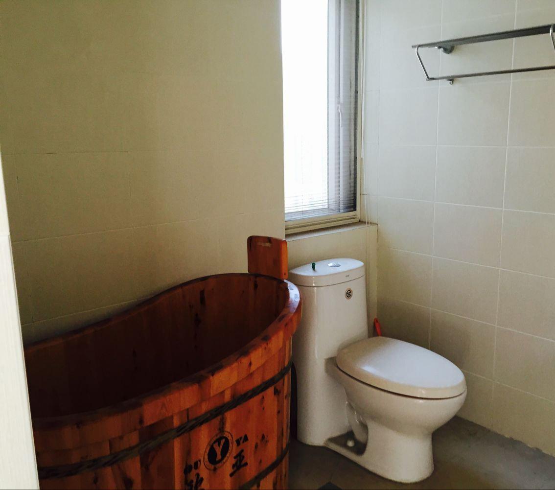 ---孝南乾坤陽光4室4廳3衛(wèi)188平米---