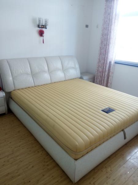 ---槐蔭大道逸景 小區(qū)2樓3室2廳2衛(wèi)---