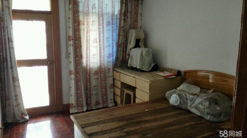 東苑小區(qū)一期2室2廳1衛(wèi)33萬出售