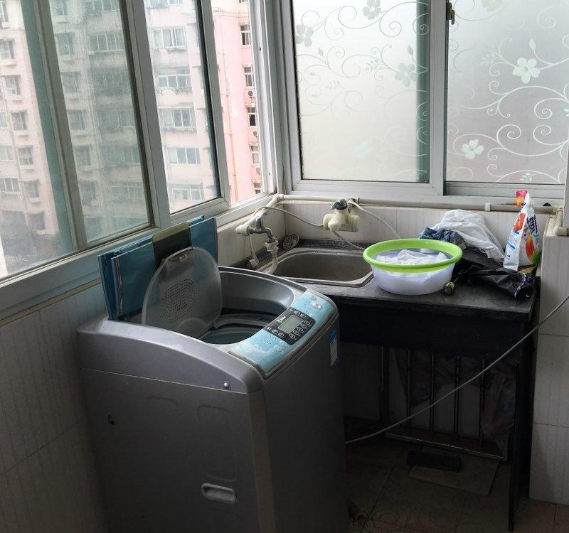 安国广厦c座4023室2厅2卫，附赠50平米大阳台