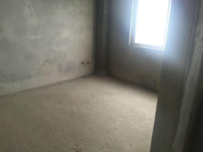 宇濟濱湖天地蘭苑毛坯高檔小區(qū)