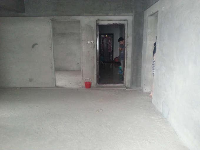 宇濟濱湖天地蘭苑毛坯高檔小區(qū)