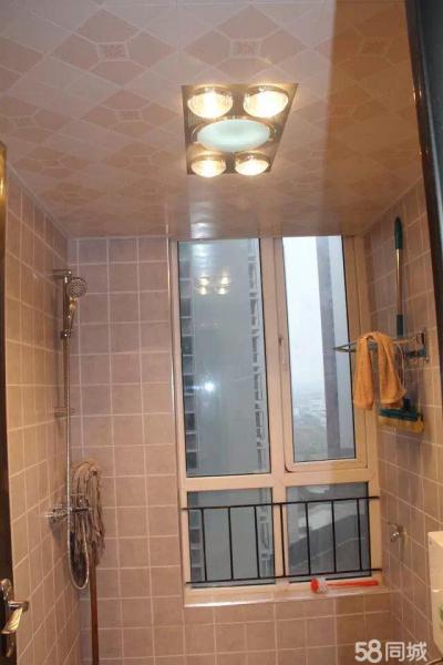 灣流匯2居室精裝修，南北通透，拎包即可入?。? src=