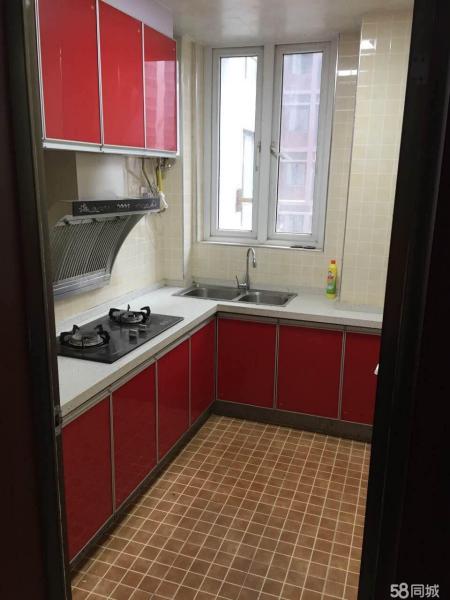 灣流匯2居室精裝修，南北通透，拎包即可入?。? src=