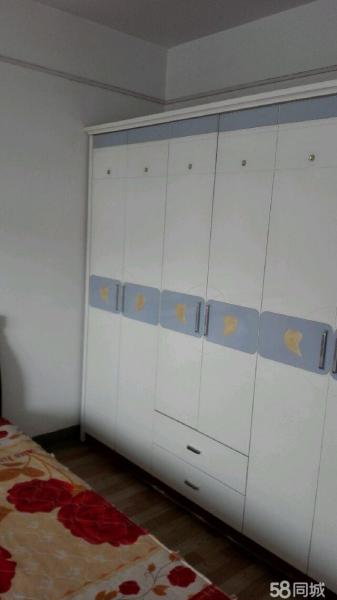 鬧中取靜，全州約克鎮(zhèn)2居室年付1萬六樓， 出租！