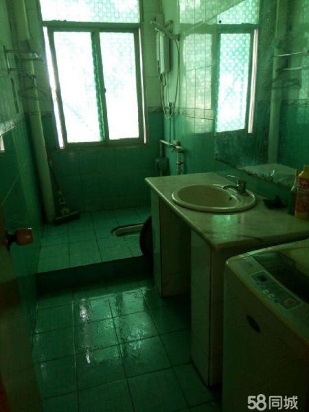 長(zhǎng)征一路96平2室2廳1衛(wèi)精裝1000元每月私房出租