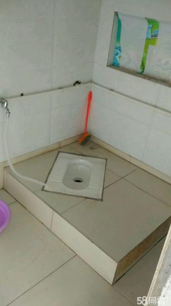 桂橋社區(qū)3室1廳1衛(wèi)急租