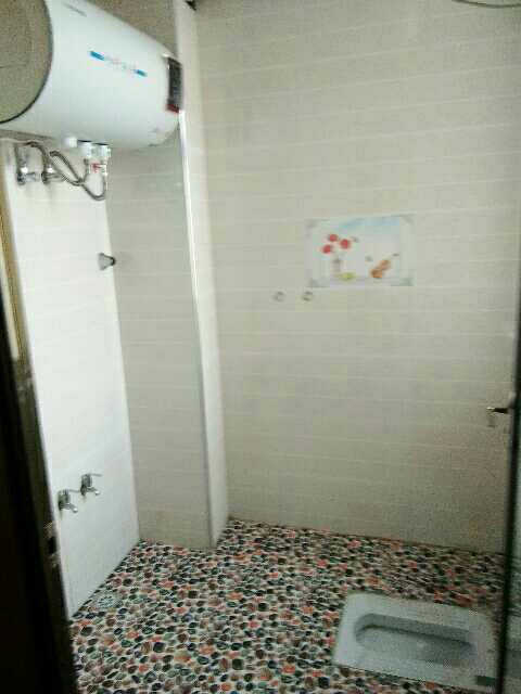 春尚小區(qū)2居室低價(jià)出租！