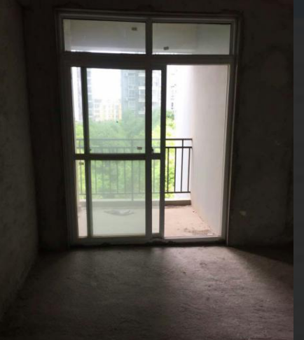 槐荫天地65万元154㎡4室2厅2卫2阳台毛坯,