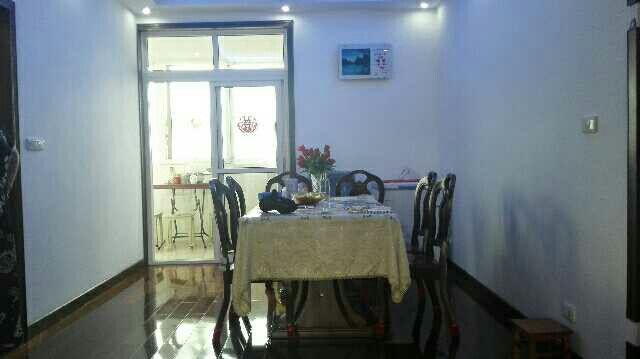 东苑小区3室2厅精装出售