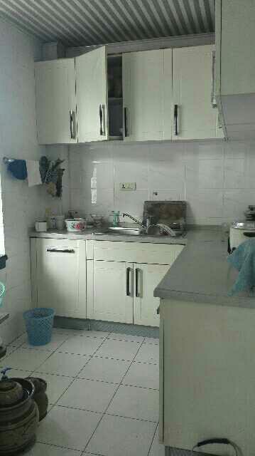 东苑小区3室2厅精装出售