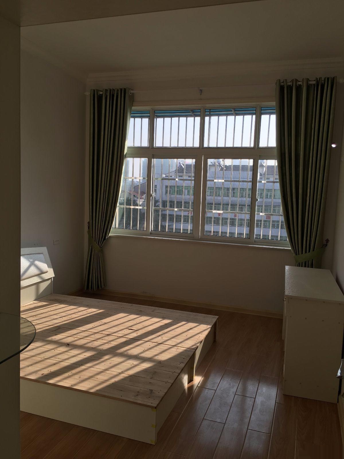 (出售)孝南西大市場(chǎng)3室1廳1衛(wèi)110平米