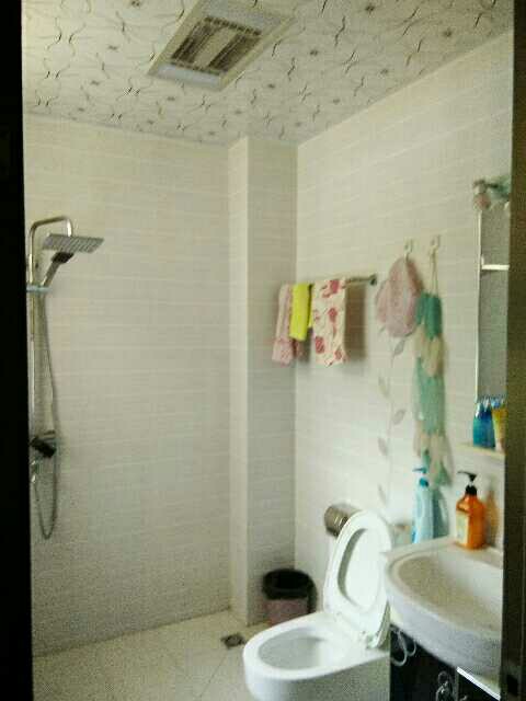 福星城三室精裝房出租，拎包即可入??！