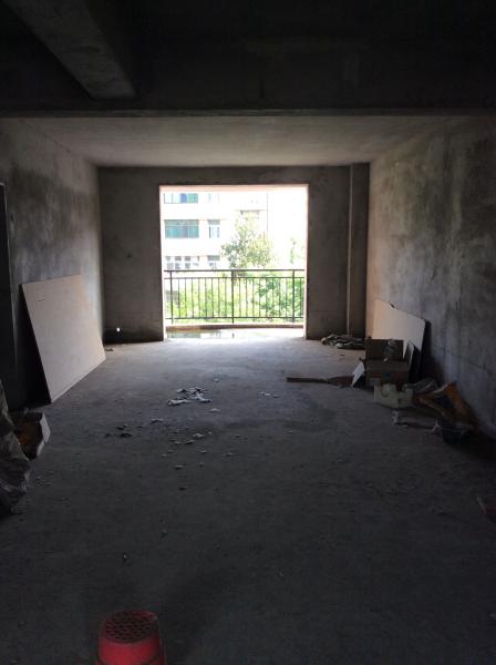 稀缺户型金苑花园3室2厅2卫1阳台,急售