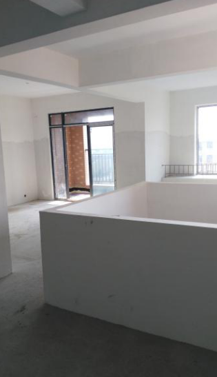 中建国际花园二期,交通便利45我万出售