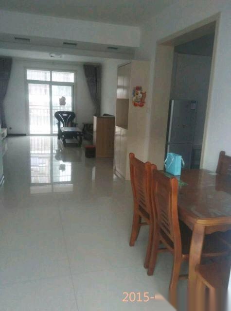 -----錦繡后湖三期十三棟2室2廳1衛(wèi)1100元(個(gè)人)