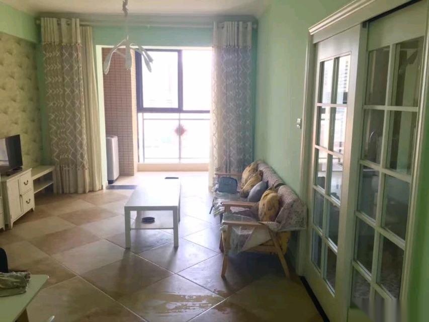 孝南星河天街2室1廳1衛(wèi)2000元精裝修拎包入住！