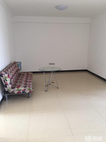 交通西路孝高于學(xué)院附近，3室2廳2衛(wèi)