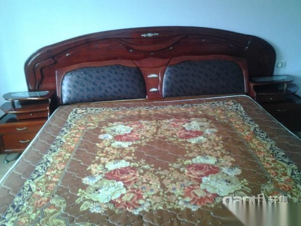 ---百佳豪庭精裝3房舒適低價(jià)出租溫馨雅居