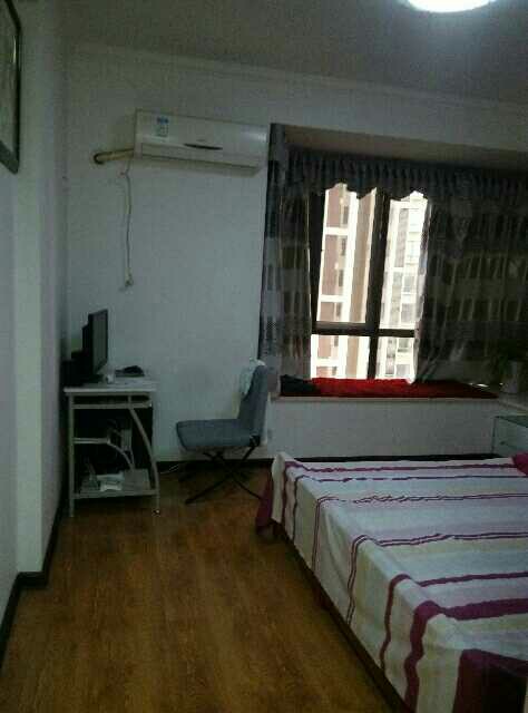 東苑小區(qū)中裝三房