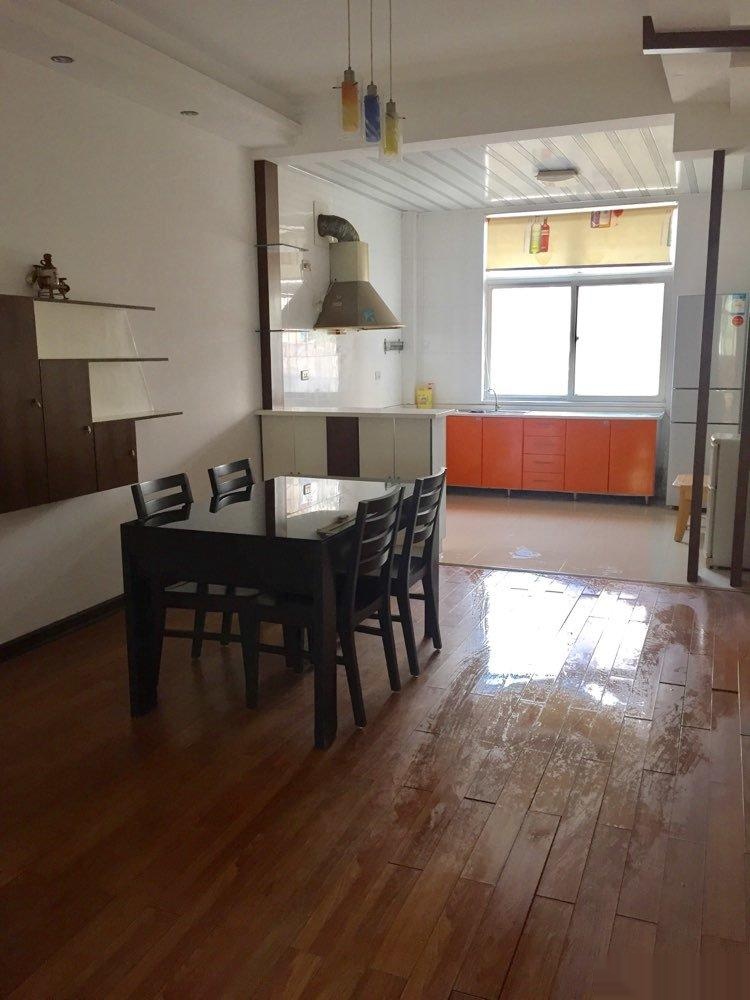 -----長征路金海灣、元祖附近3室2廳1衛(wèi)，租金面議