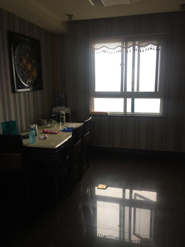 (出售)乾坤陽(yáng)光5室2廳3衛(wèi)