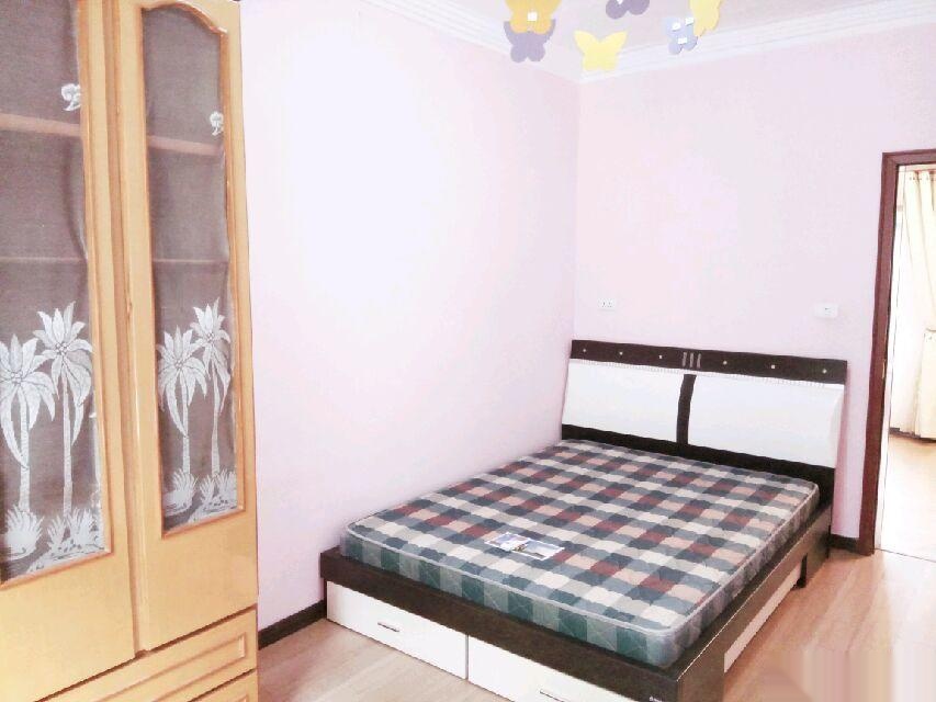 --------北京路万峰苑2室1厅1卫3楼(个人)