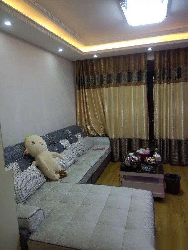 三軍帥帥府旁邊環(huán)東花園