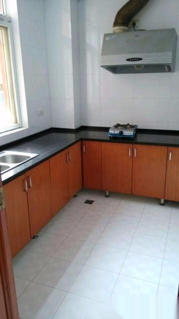 -------城站路三里小区2室1厅95平精装低价