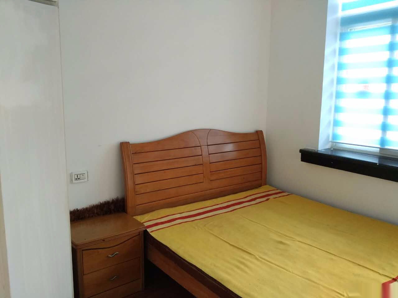 -------航天新村2室1廳70平米中等裝修年付(個(gè)人)