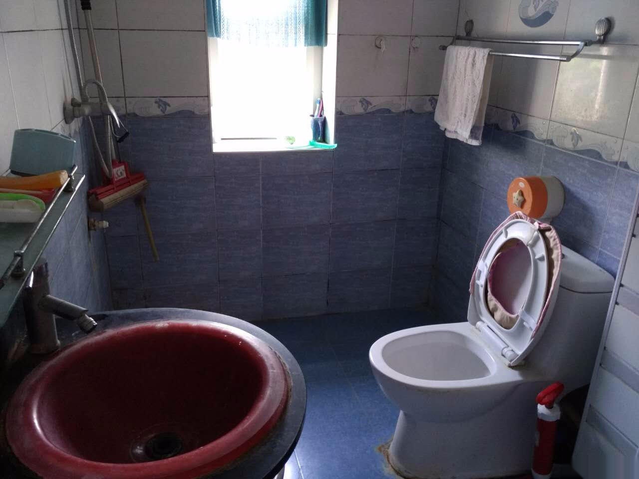 -------航天新村2室1廳70平米中等裝修年付(個(gè)人)