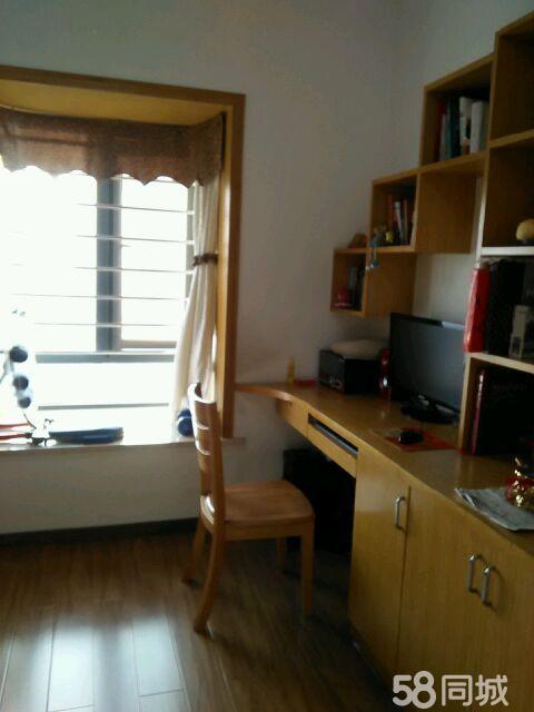 C639國貿(mào)大廈三室二廳二衛(wèi)