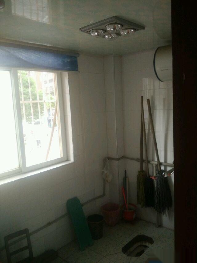 ------锦绣后湖2室2厅1卫