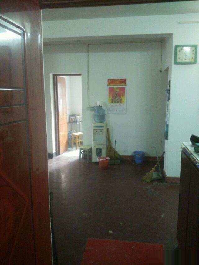 ------锦绣后湖2室2厅1卫