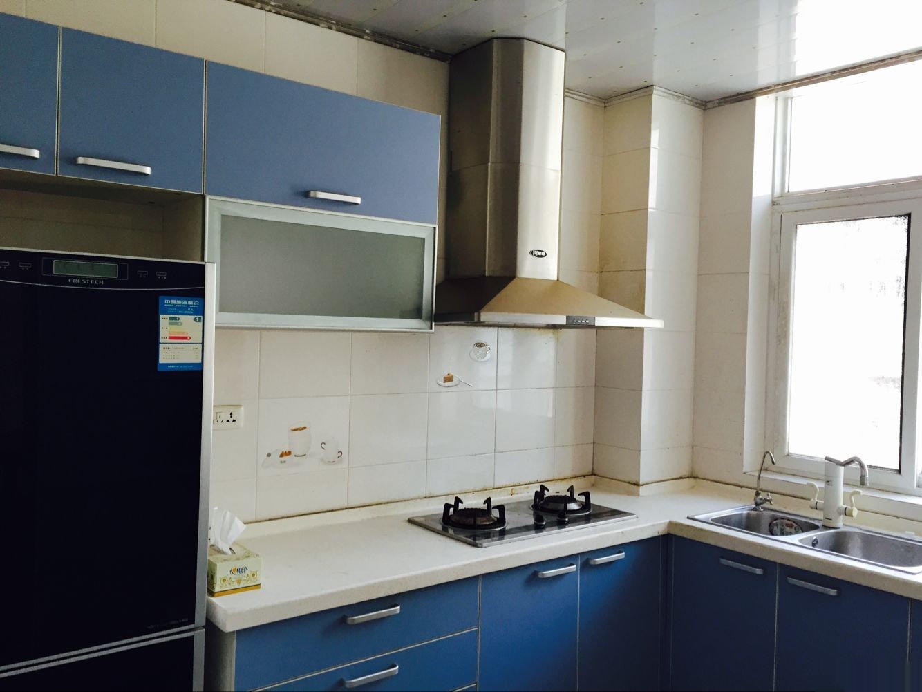 -------乾坤阳光4室4厅3卫188平米