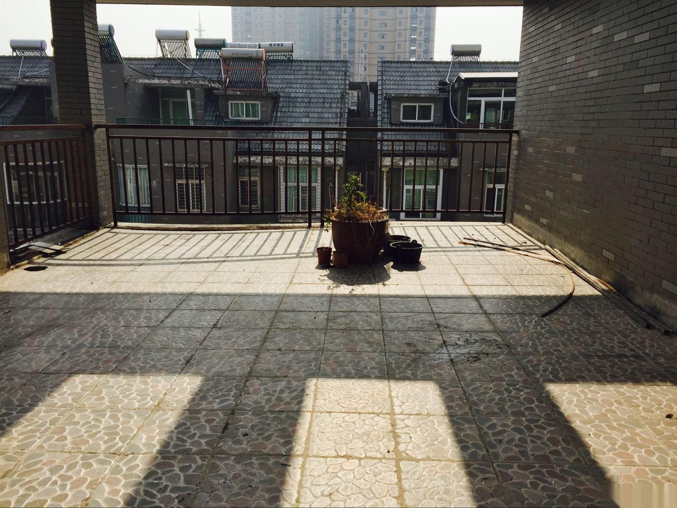 -------乾坤阳光4室4厅3卫188平米