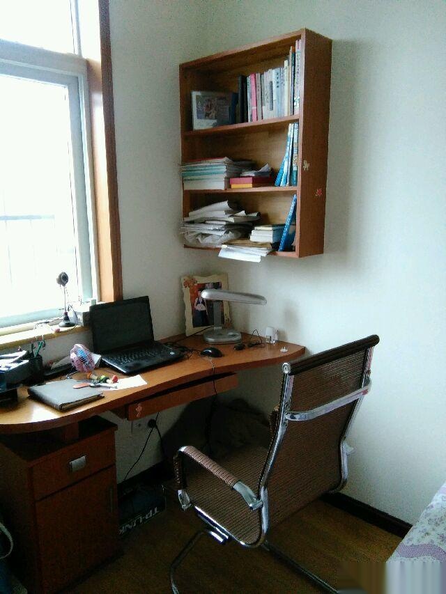 ------华隆家园3室2厅2卫工作调动，低价甩卖