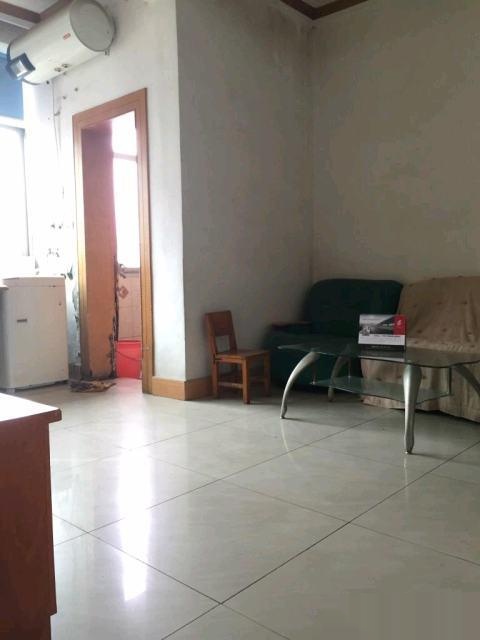 --------工程學(xué)院三里  房安靜舒適(個人)