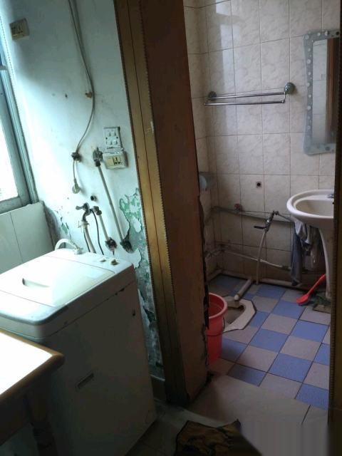 --------工程學(xué)院三里  房安靜舒適(個人)