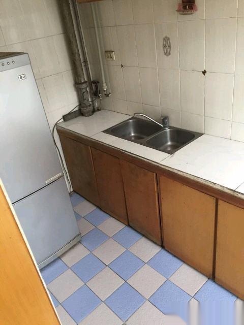 --------工程學(xué)院三里  房安靜舒適(個人)