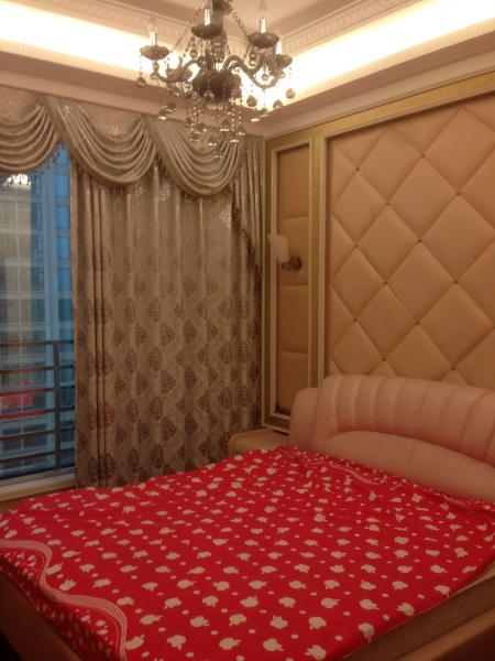 乾坤豪府精装带家具家电,100万包过户