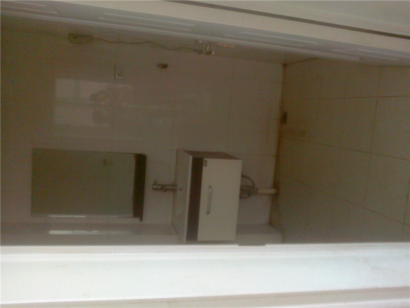 A1032東苑小區(qū)三室二廳一衛(wèi)3/6中裝南北朝向大陽(yáng)臺(tái)