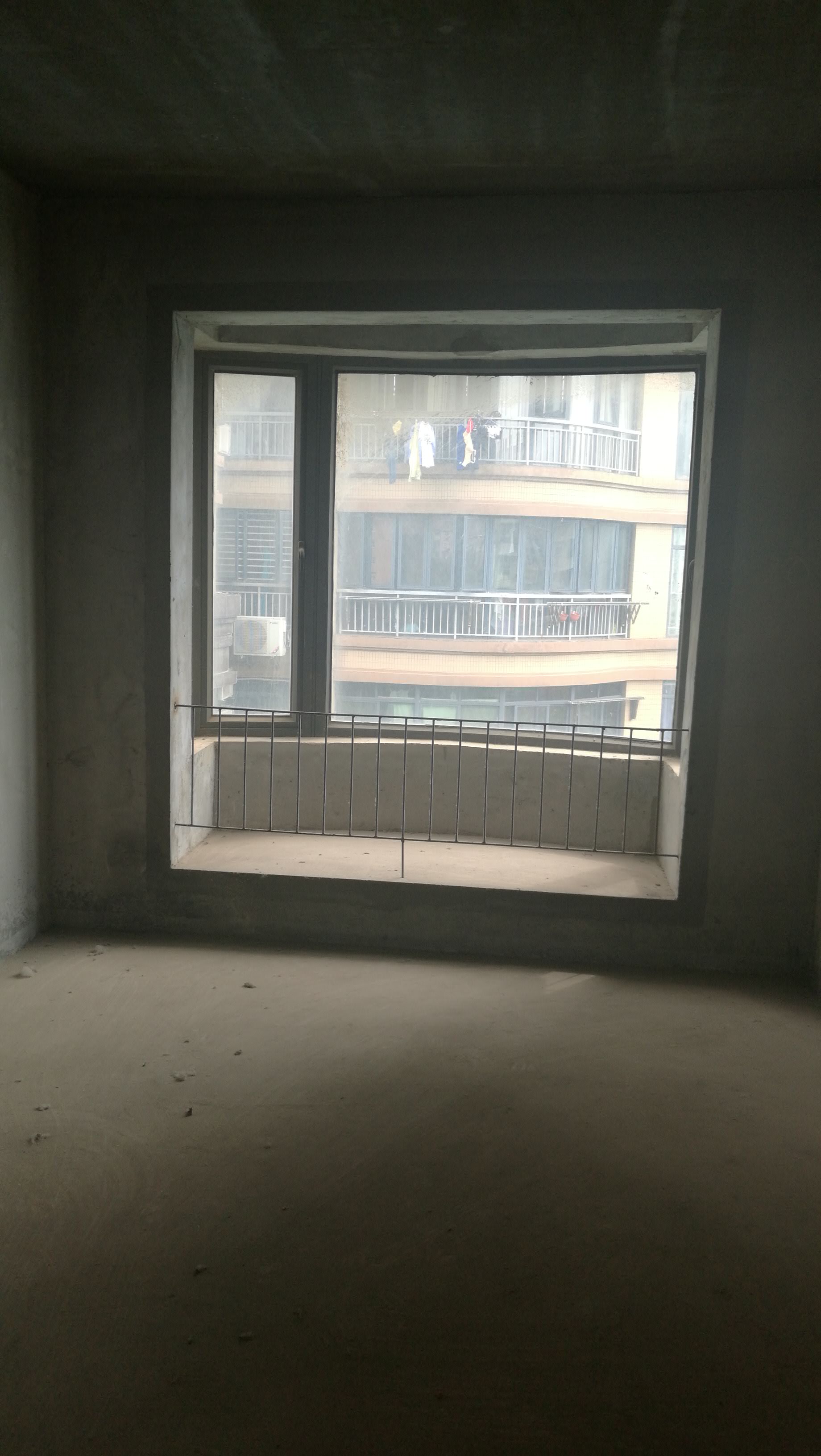 A1437?航天首府 四室二廳二衛(wèi) ?4/18 毛坯 