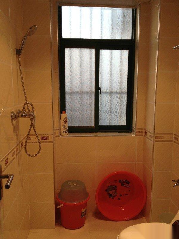 (出售)金苑花园3室2厅2卫