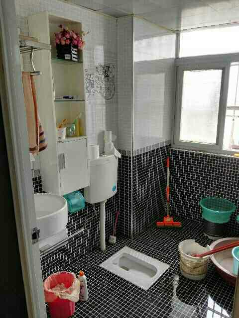 孝柴小区二期精装房出售