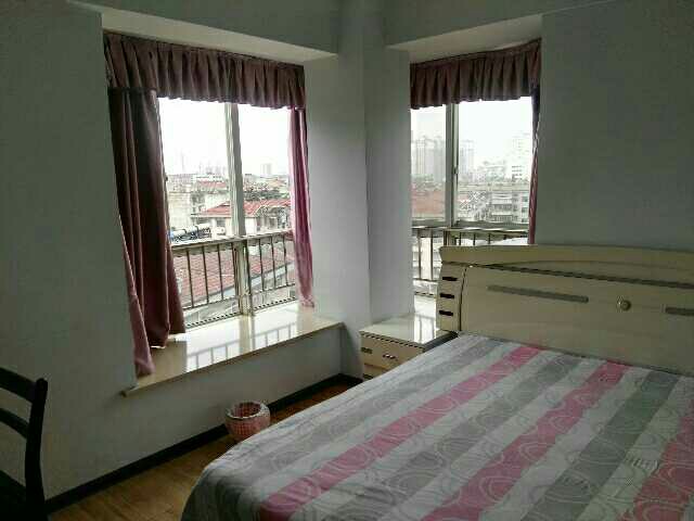 孝柴小区二期精装房出售