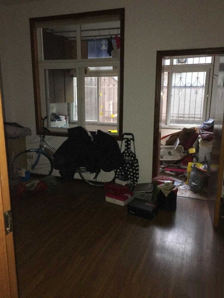 -------保利廣場后胡家小灣3室2廳拎包入住