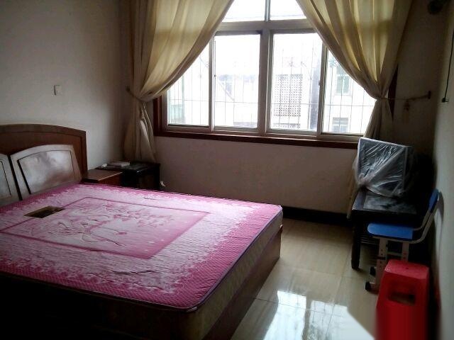 ------文化路建行對(duì)面付沖街2室1廳1衛(wèi)(個(gè)人)